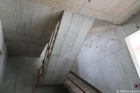 Ogled gradbišča nove Osnovne šole Frana Albrehta in seznanitev s potekom del občinskih svetnikov (4)